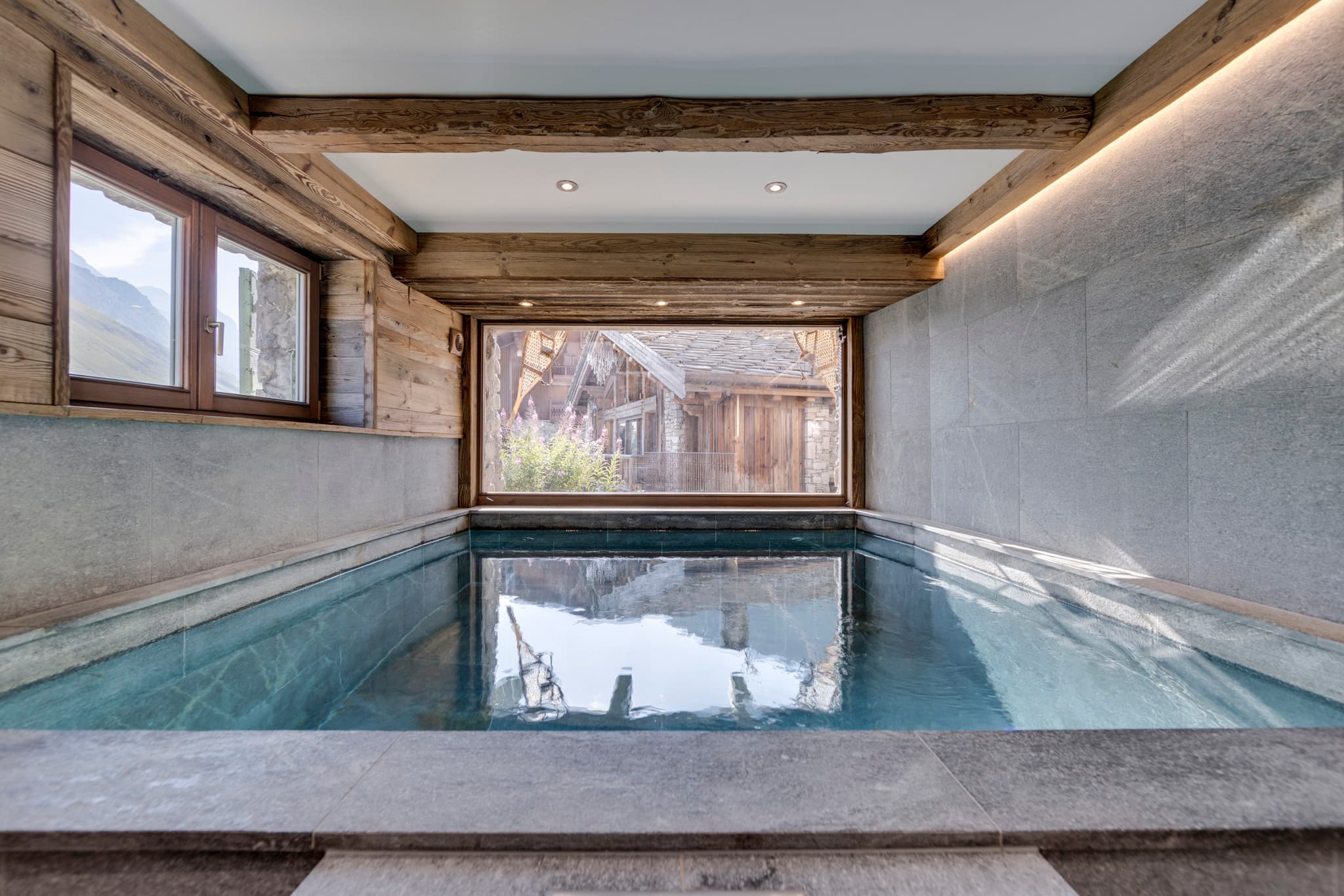 Névé, chalet rental in Val d'Isère — photo 3