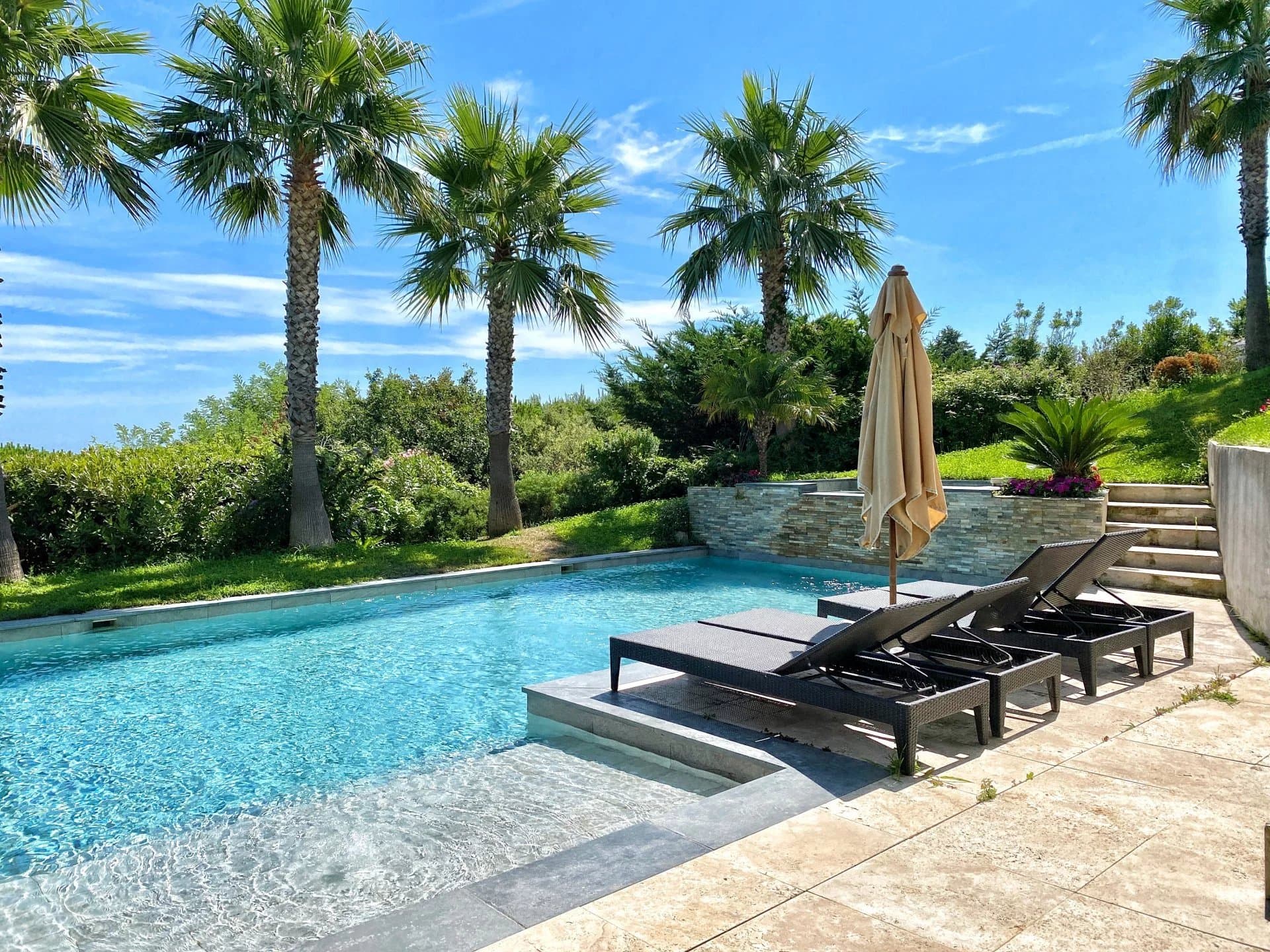 Villa Azur, location villa Cannes